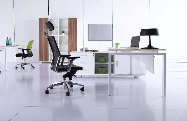 辦公家具磕碰了怎么辦？